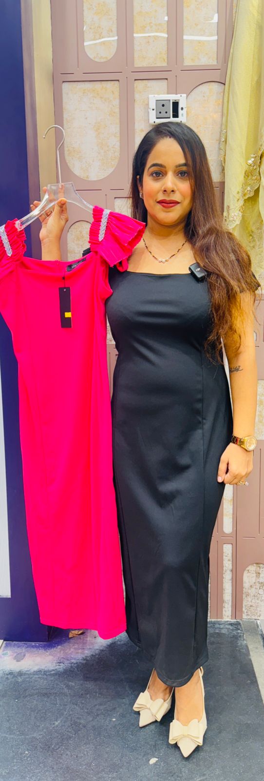 Elegant Free-Size Midi Dress (Available in Black & Dark Pink)
