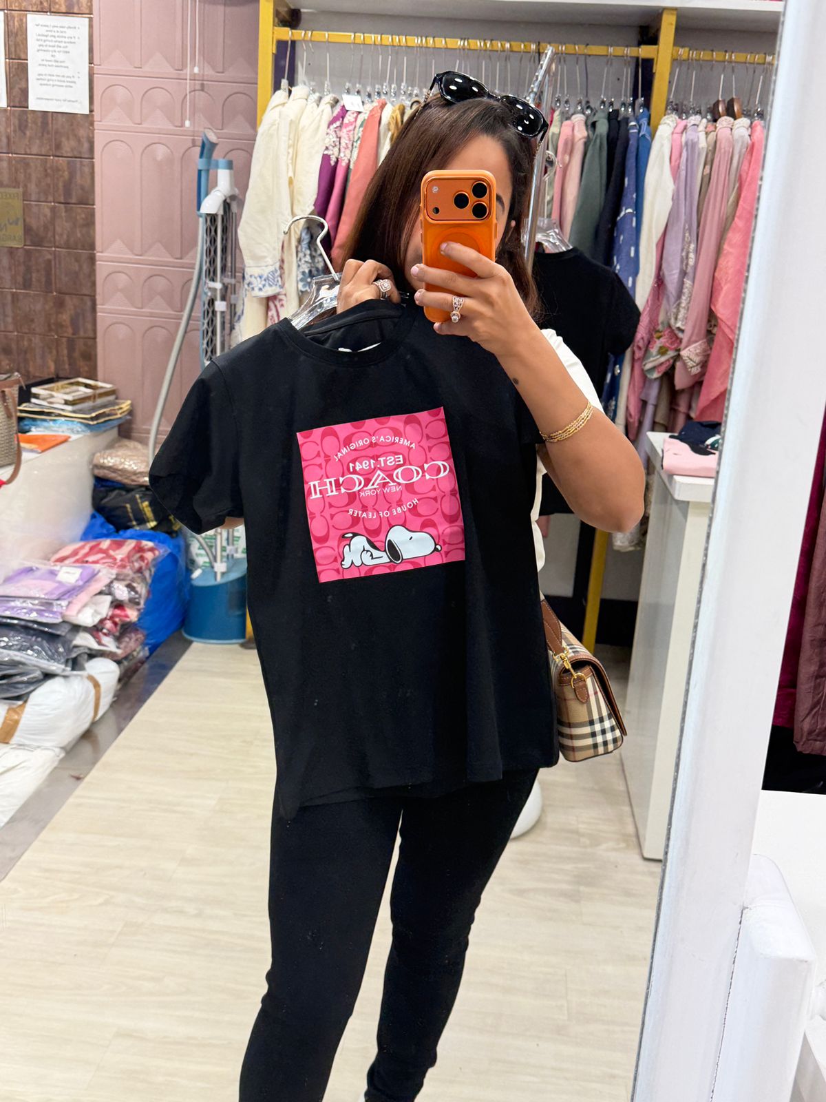 "Tee" - Everyday Chic Graphic T-Shirt (Available in 4 Variants)