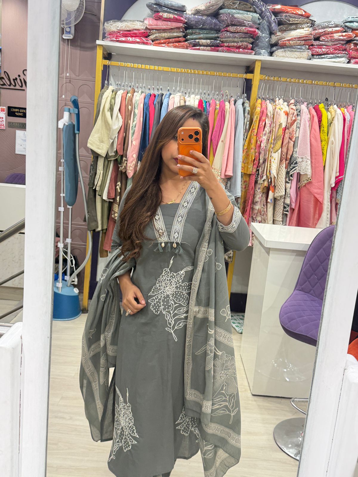 "Ash Bloom" - Minimalist Grey Floral Printed Suit Set