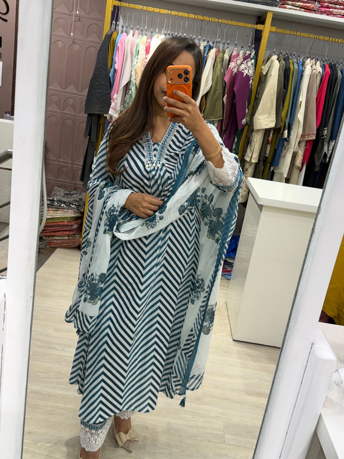 "Zariyana" - Chevron Print Kurta Set with Dupatta (Available in 4 Variants)