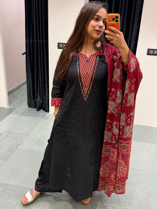 "Sundari" - Elegant Black Cotton Stitched Suit Set