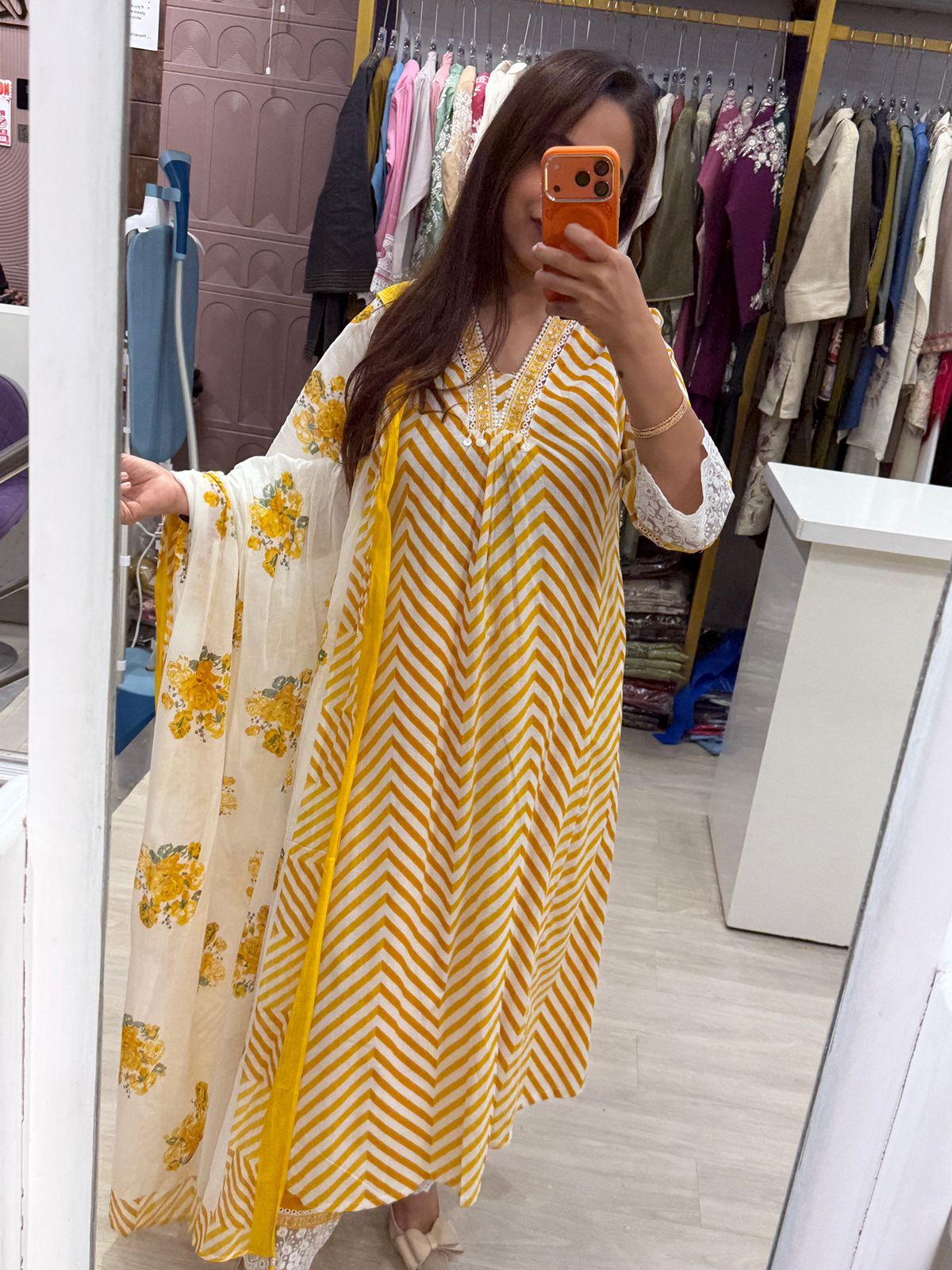 "Zariyana" - Chevron Print Kurta Set with Dupatta (Available in 4 Variants)
