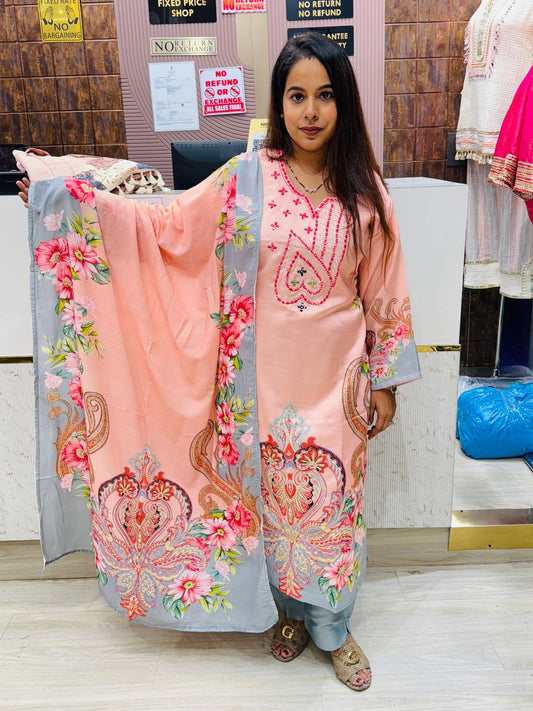 Peach Blossom Printed Kurta Set with Grey Accents